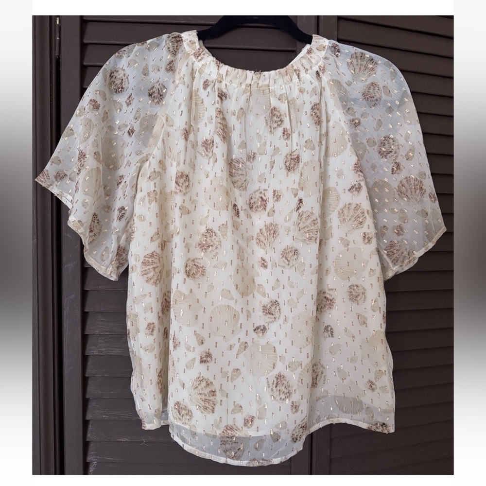 LOFT Metallic Shell Chiffon Blouse Ivory Gold Beige Short Sleeve Size Sm NWT - Picture 2 of 6